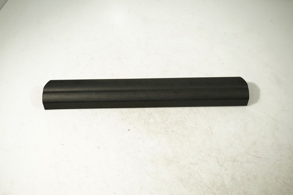 (B) pillar trim (bottom) (5)
