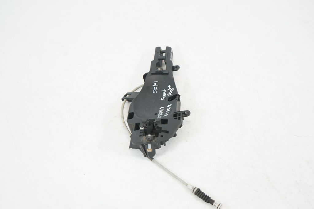 Front door exterior handle/bracket (4)