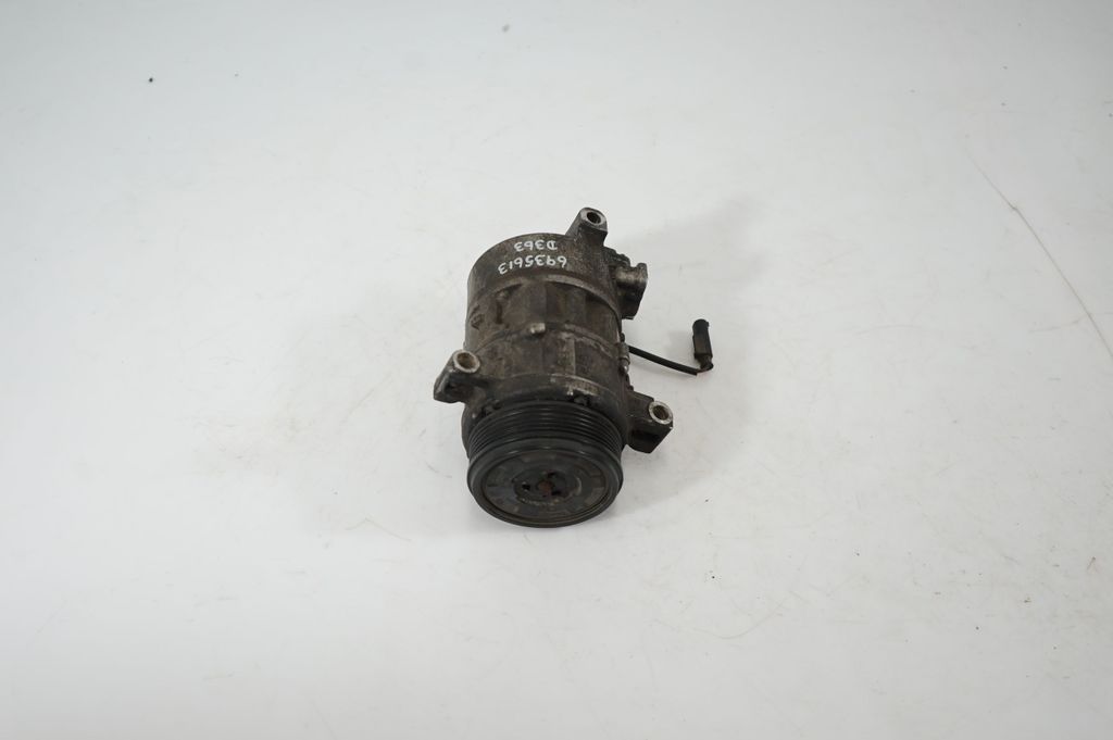 Air conditioning (A/C) compressor (pump) (2)
