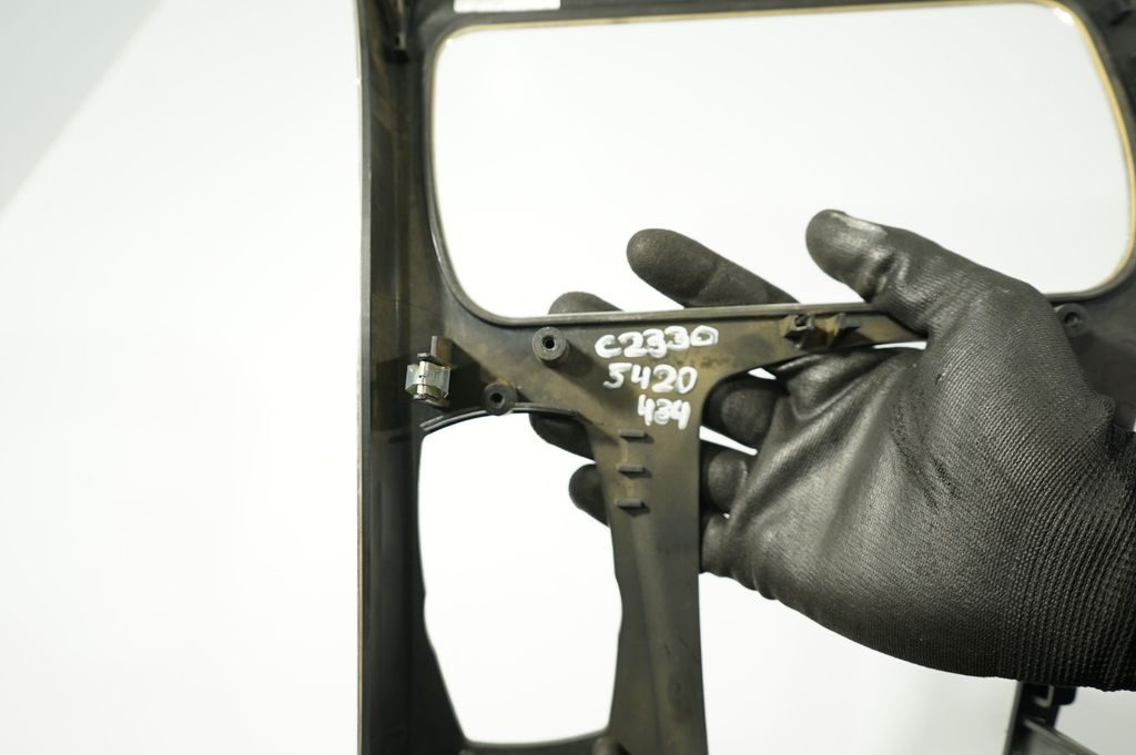 Rear door wiring loom (7)