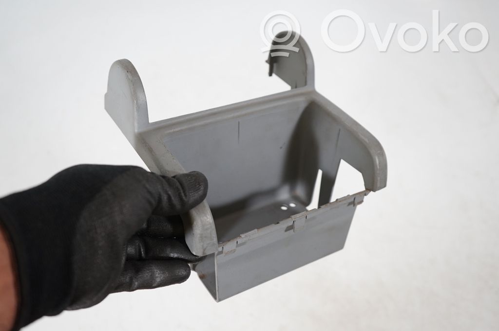 Other center console (tunnel) element (7)