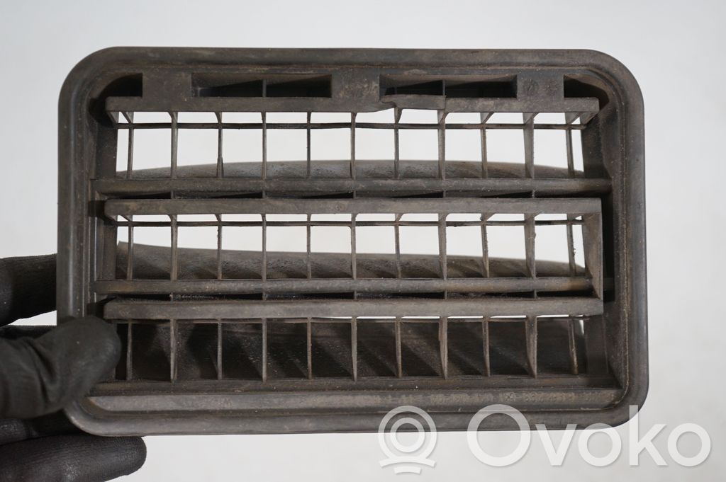 Quarter panel pressure vent (6)