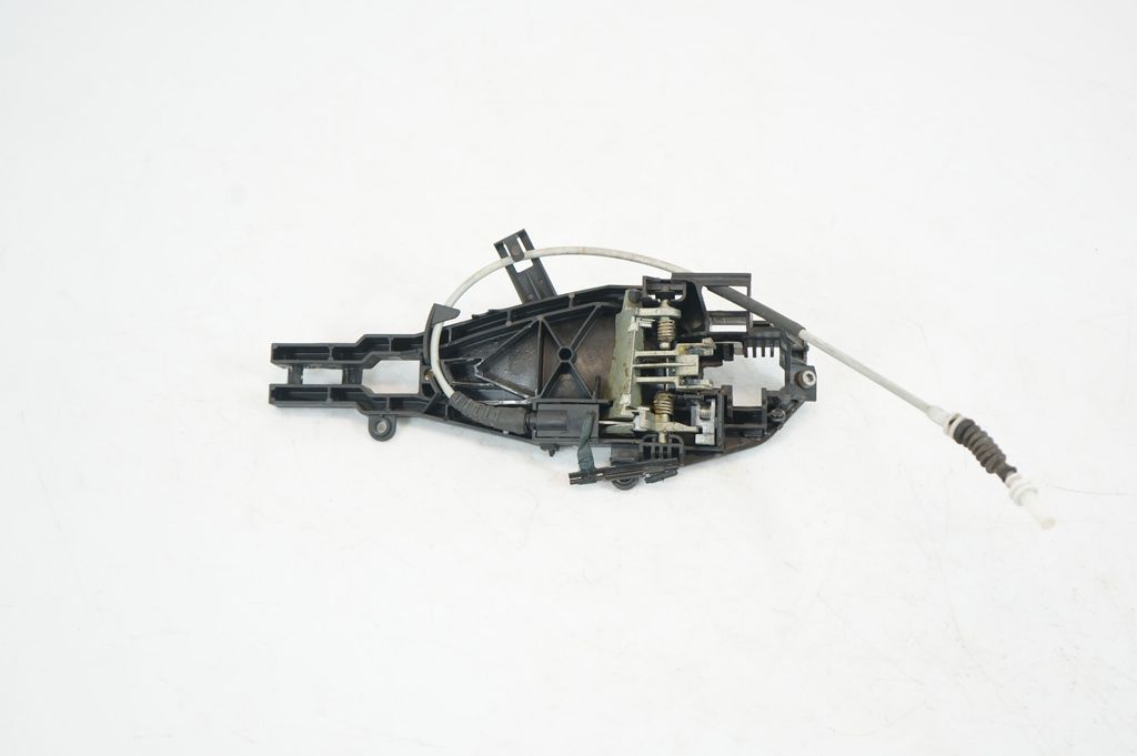 Front door exterior handle/bracket (5)