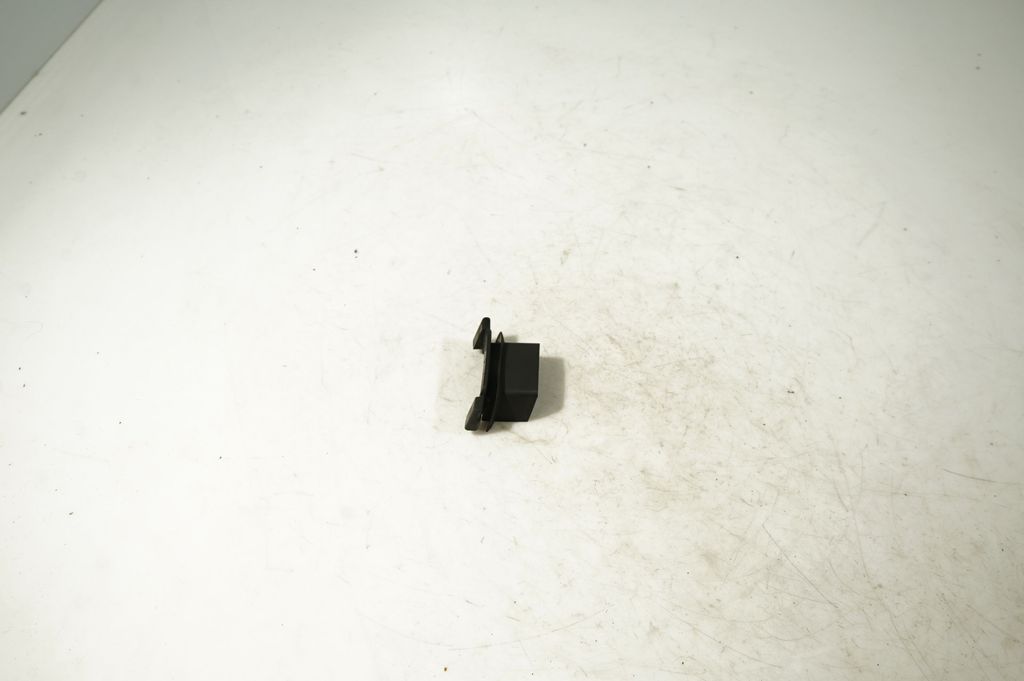 Seat trim (4)