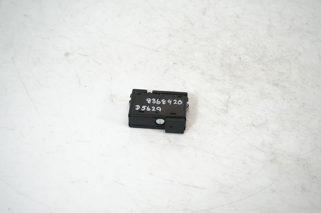 Hazard light switch (3)