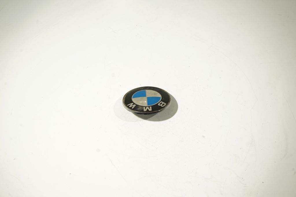 Manufacturer badge logo/emblem (3)