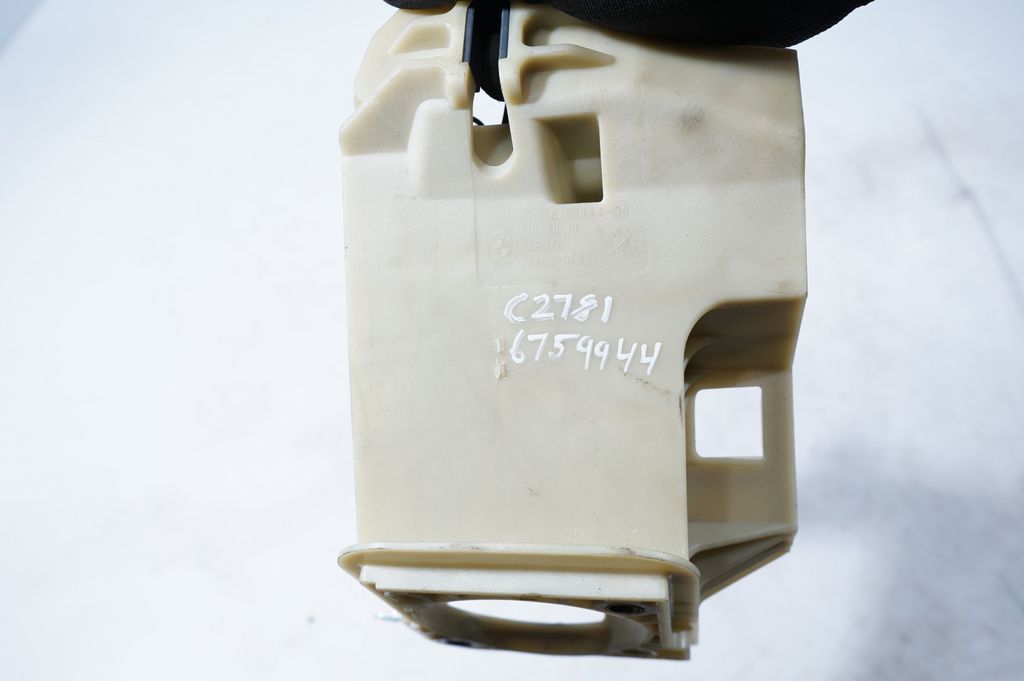 Brake pedal (8)