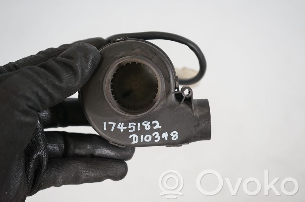 Engine control unit/module fan (8)