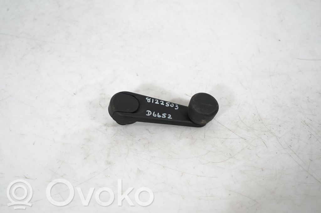 Rear door window winding handle