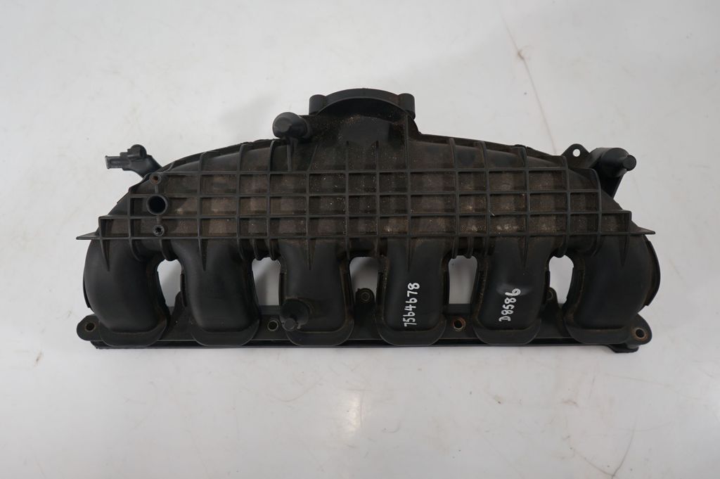 Intake manifold (9)
