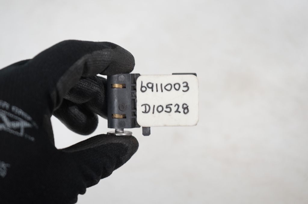 Airbag deployment crash/impact sensor (7)