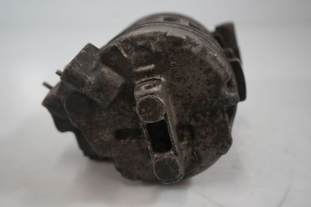 Air conditioning (A/C) compressor (pump) (8)