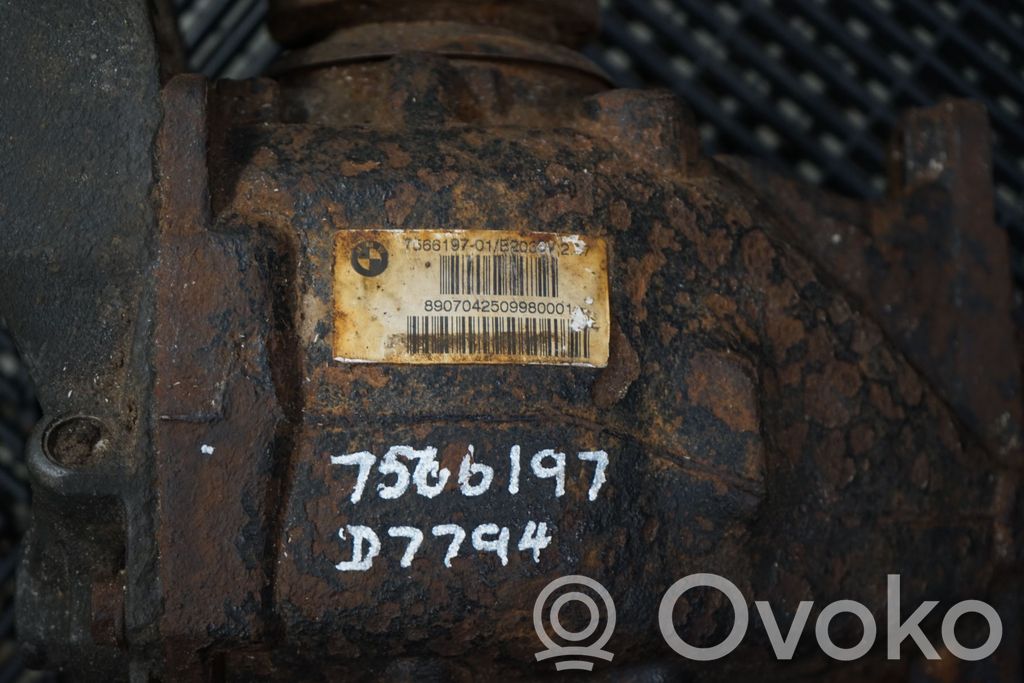 Rear differential (5)