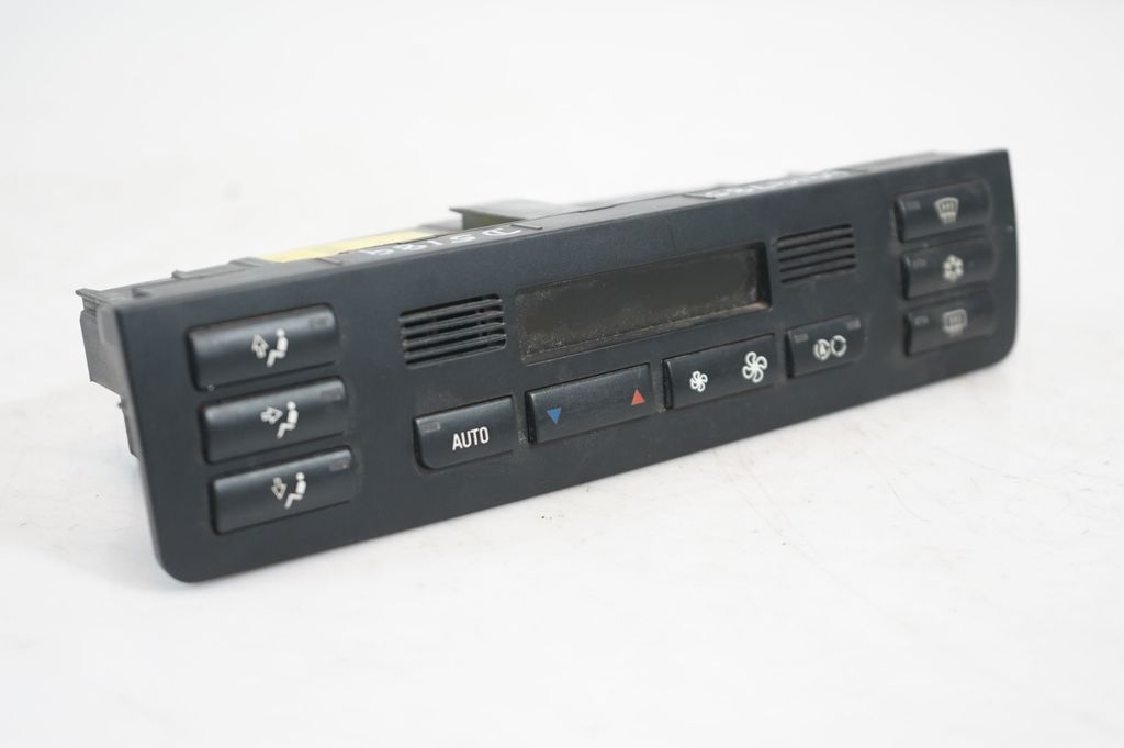Climate control unit (7)