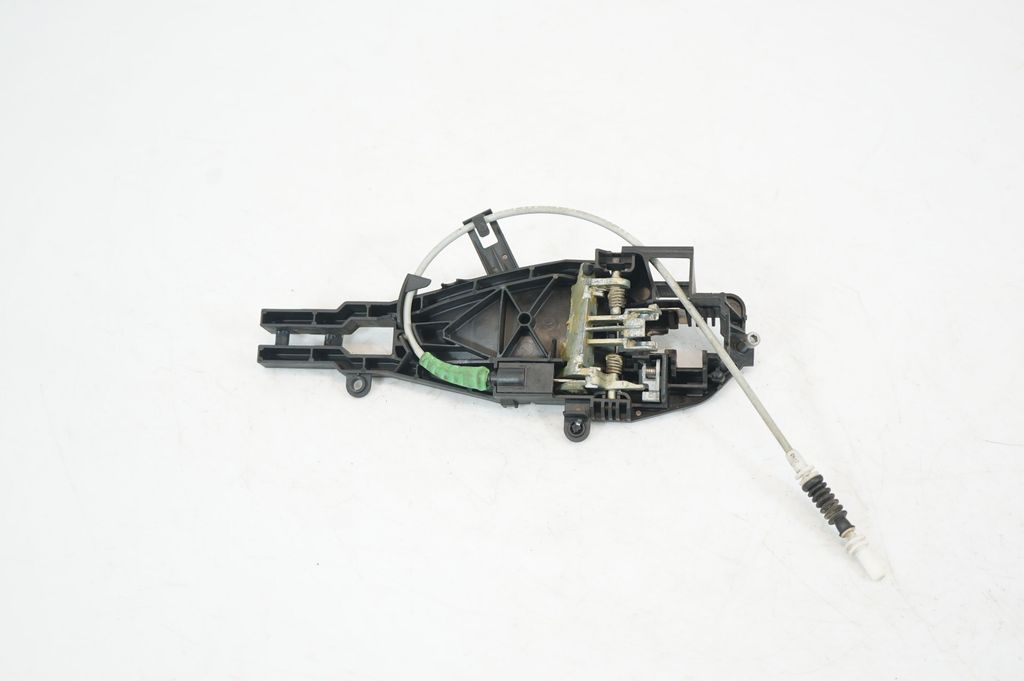 Front door coupe exterior handle/bracket (5)