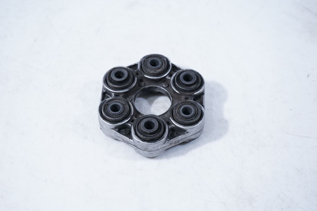 Rear prop shaft donut coupling/joint (3)