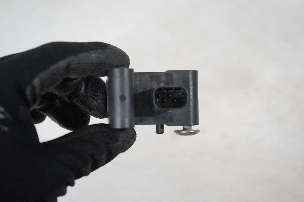 Airbag deployment crash/impact sensor (6)