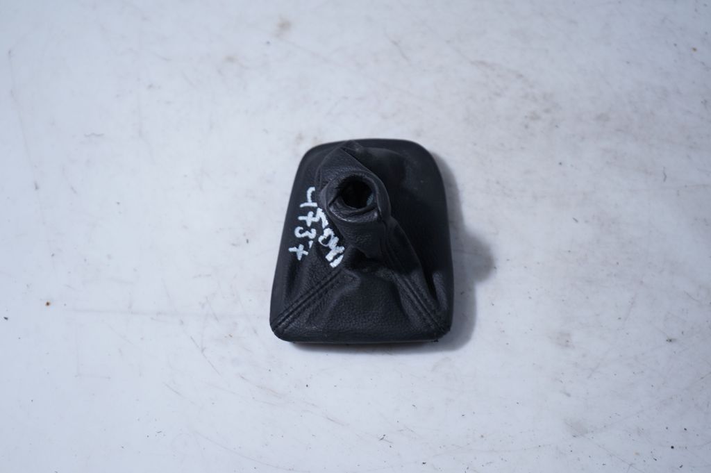 Gear lever shifter trim leather/knob (2)