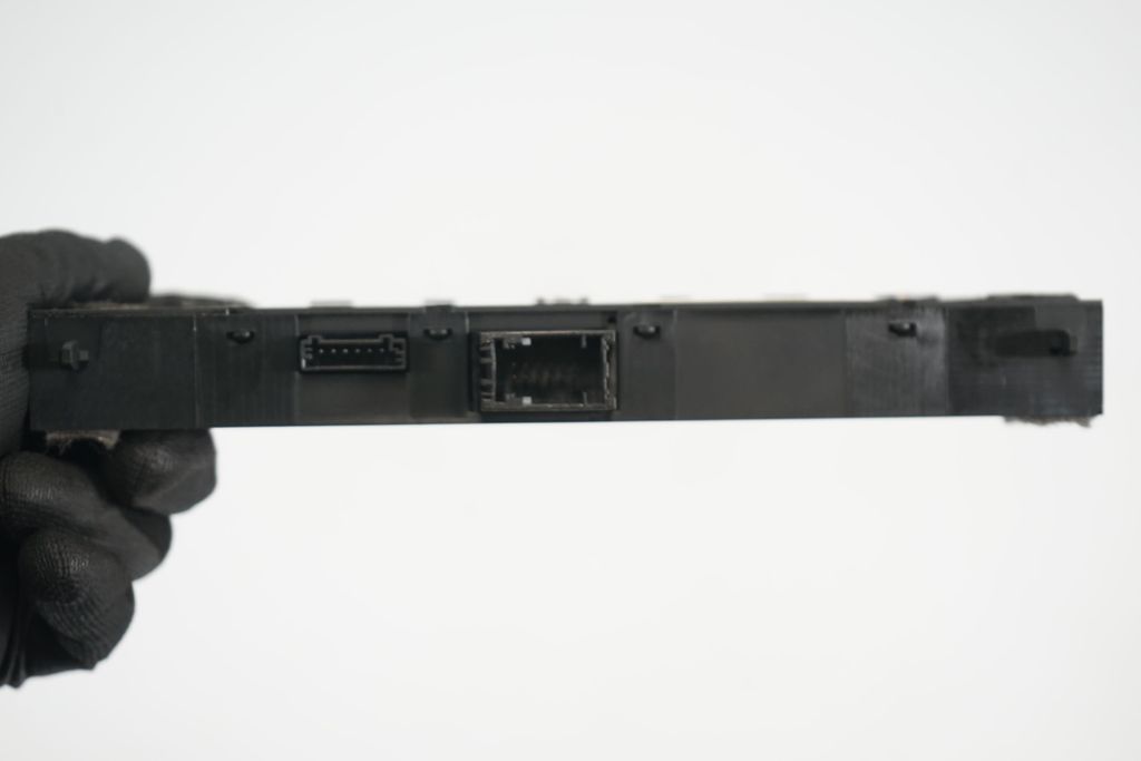 Seat heating switch (7)