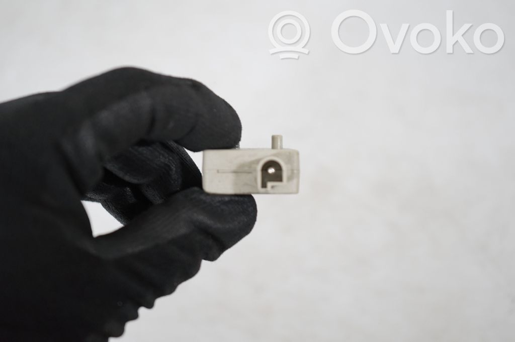 Aerial antenna amplifier (8)