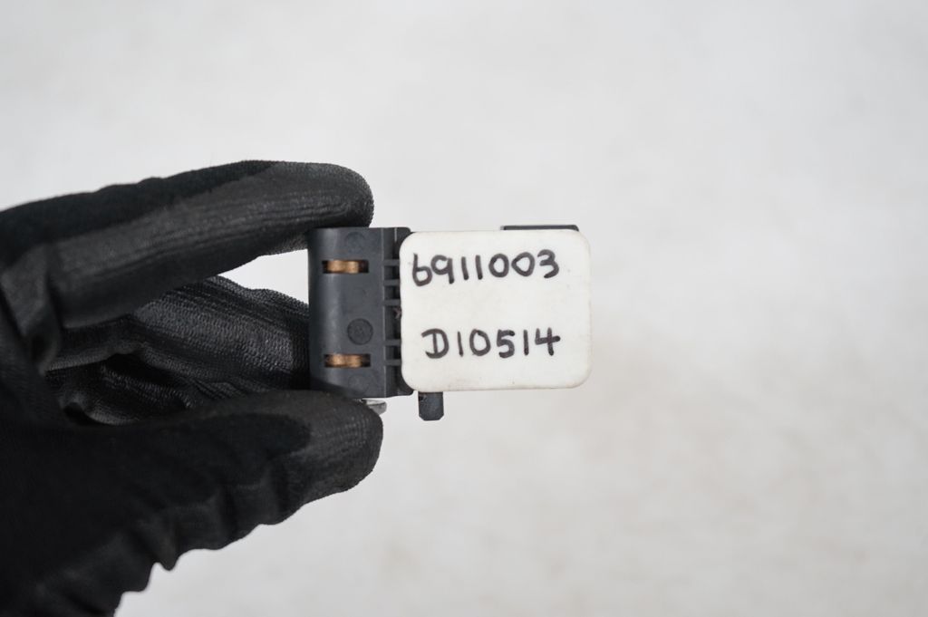 Airbag deployment crash/impact sensor (7)