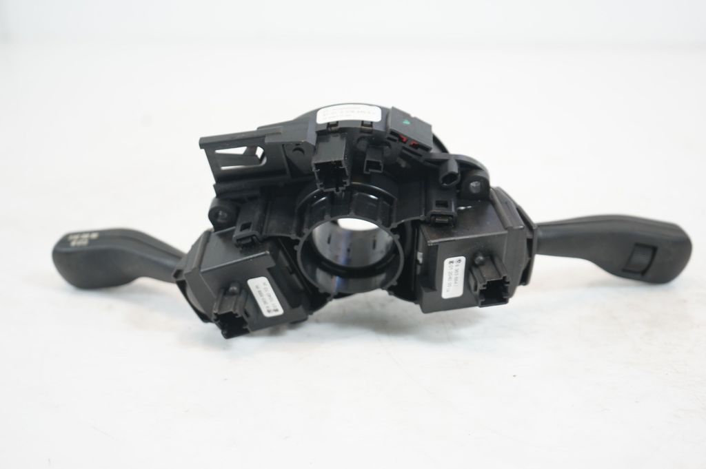 Wiper turn signal indicator stalk/switch (8)