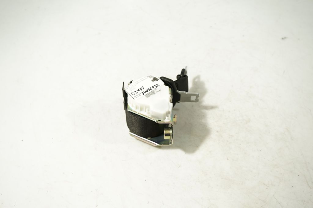 Rear seatbelt (4)