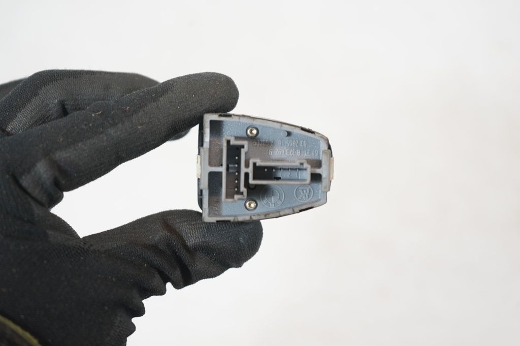 Wing mirror switch (7)