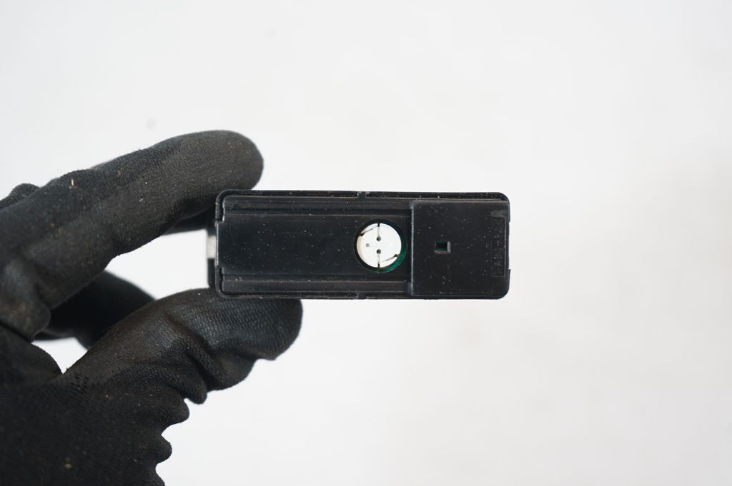 Hazard light switch (7)