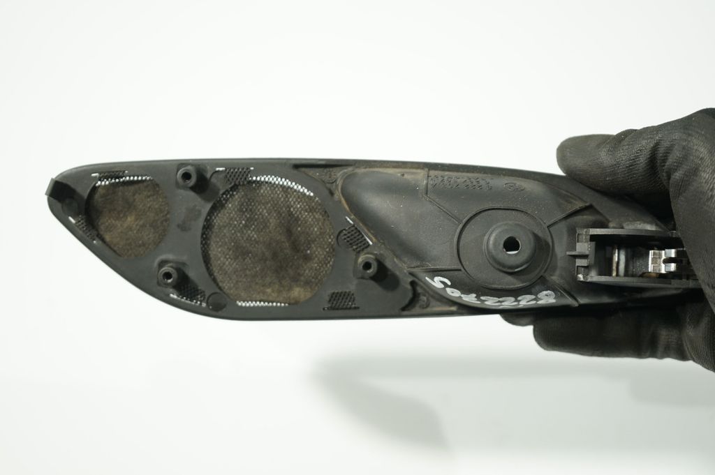 Front door interior handle (7)