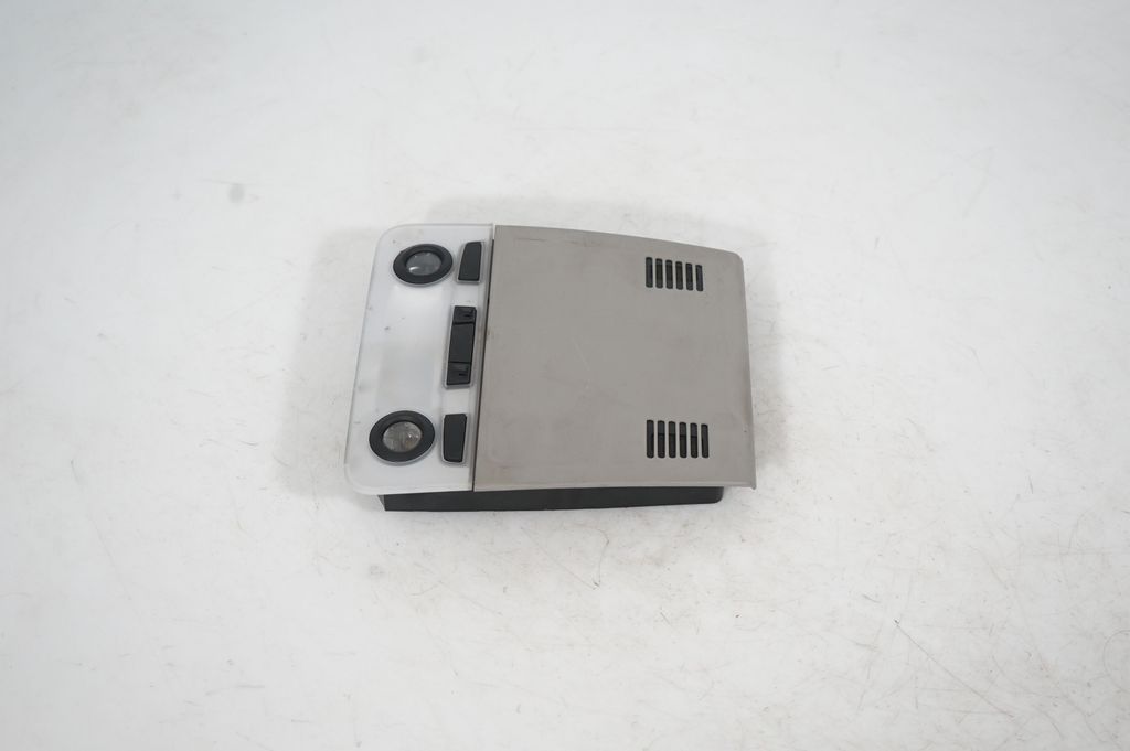 Front seat light (4)