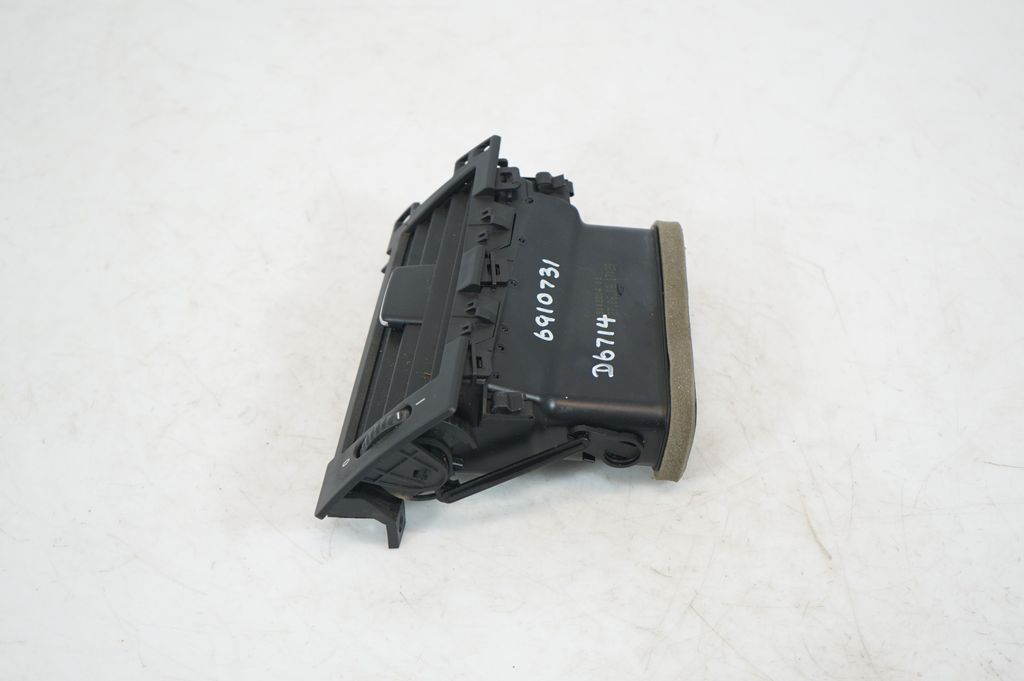 Dashboard side air vent grill/cover trim (2)