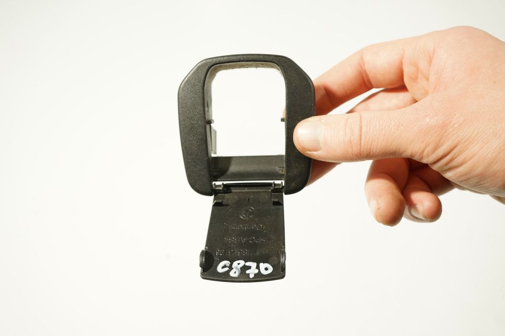ISOFIX cover (8)