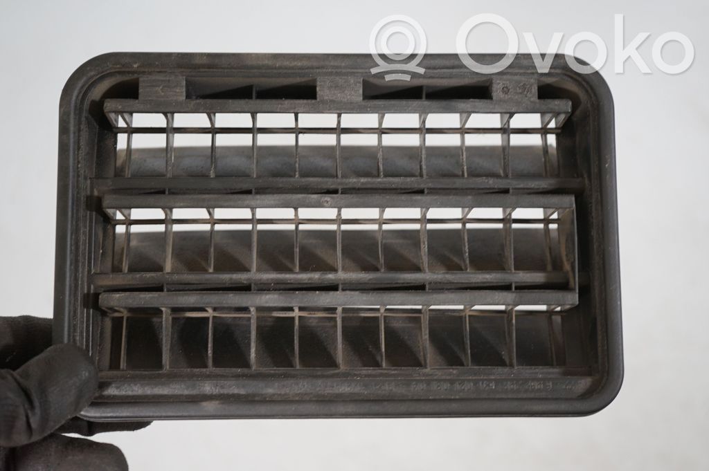 Quarter panel pressure vent (6)