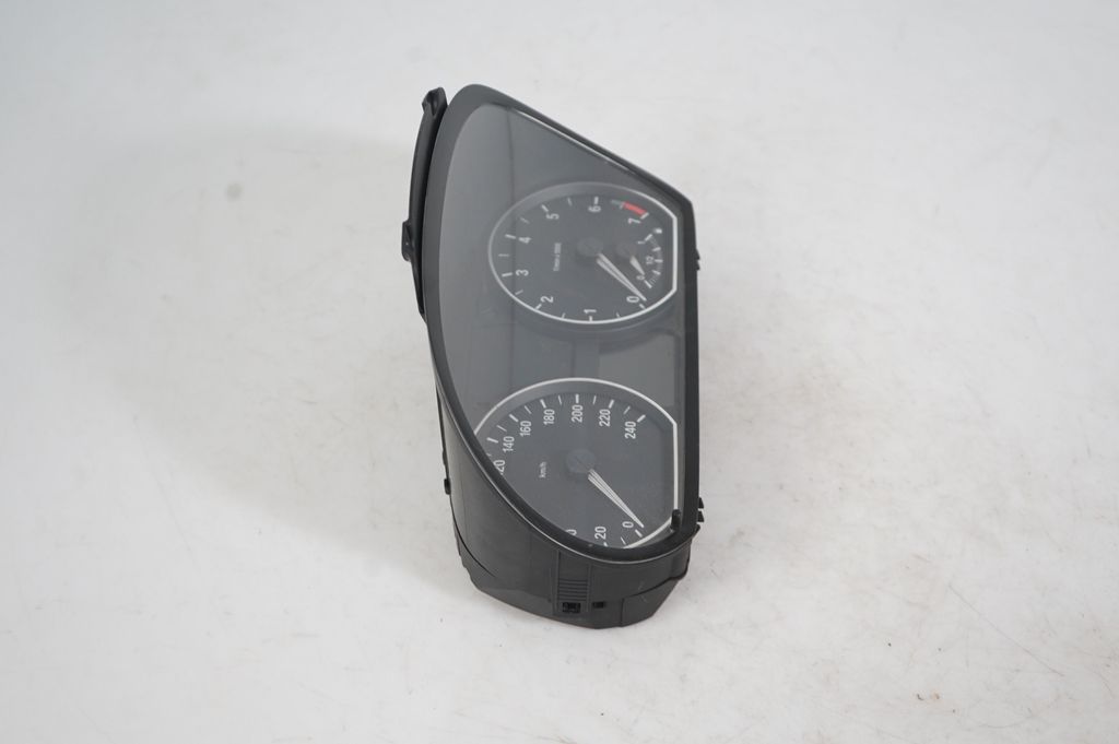 Speedometer (instrument cluster) (4)