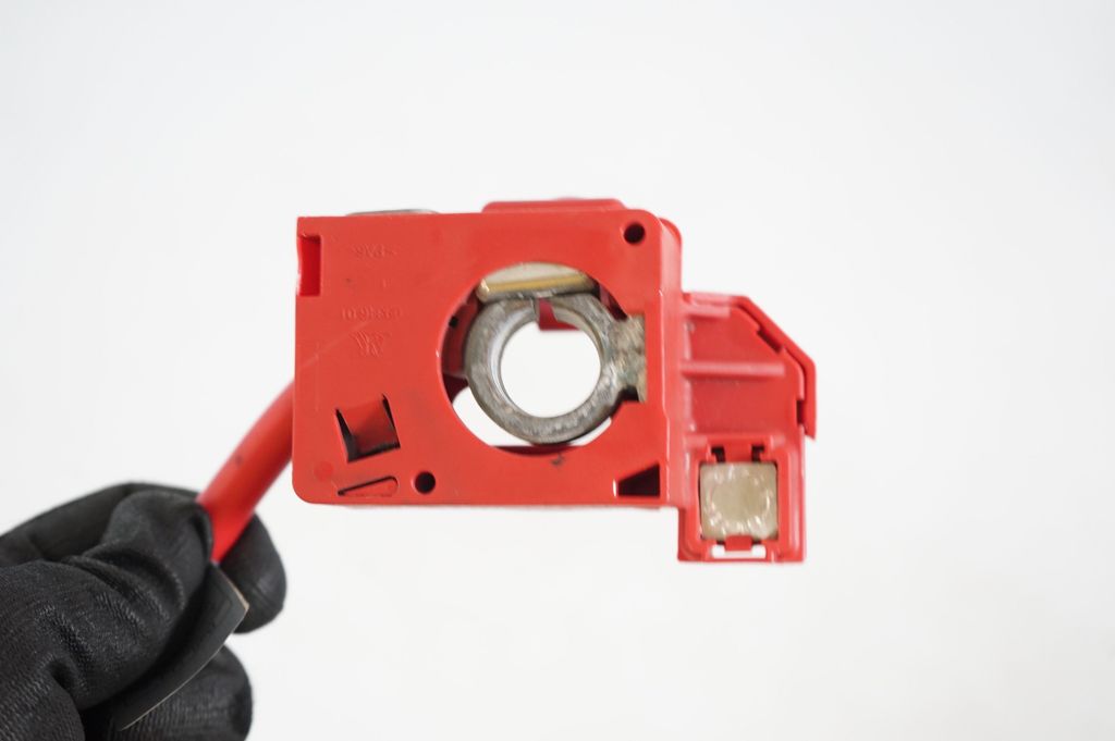 Positive cable (battery) (6)