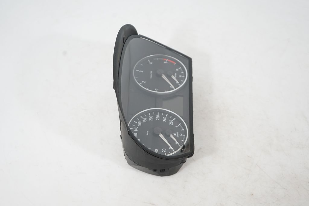Speedometer (instrument cluster) (4)