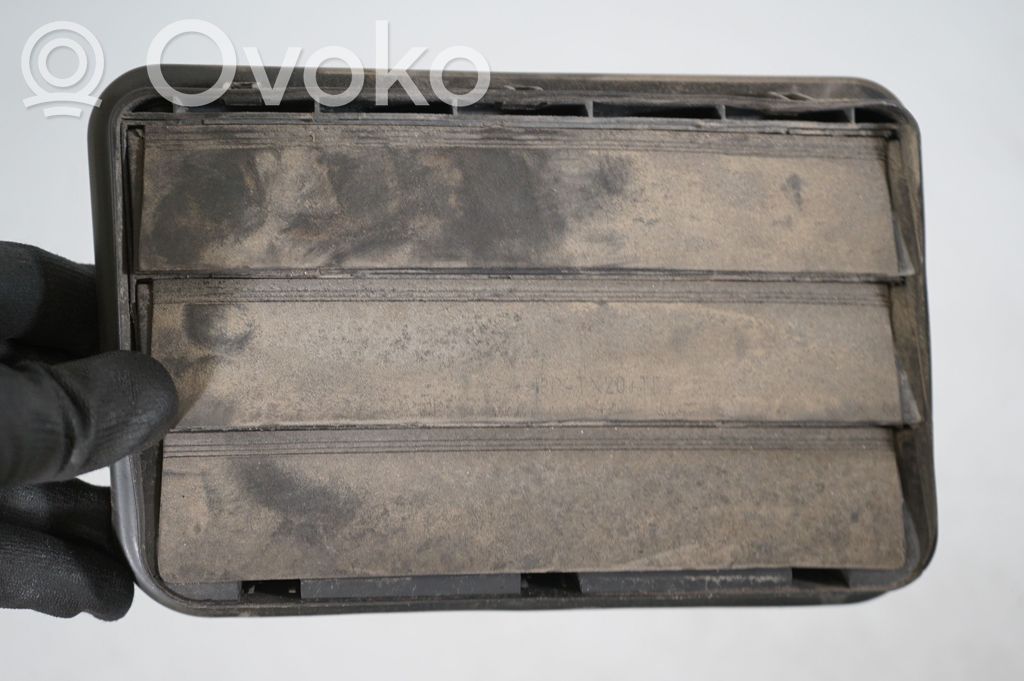 Quarter panel pressure vent (7)