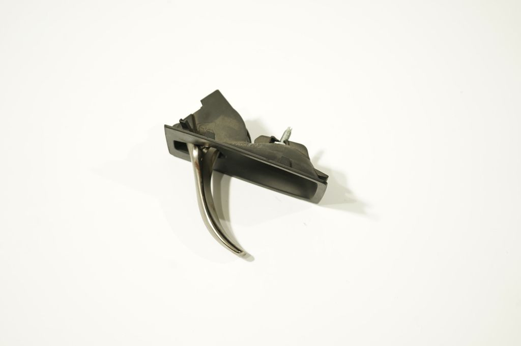 Rear door interior handle (6)