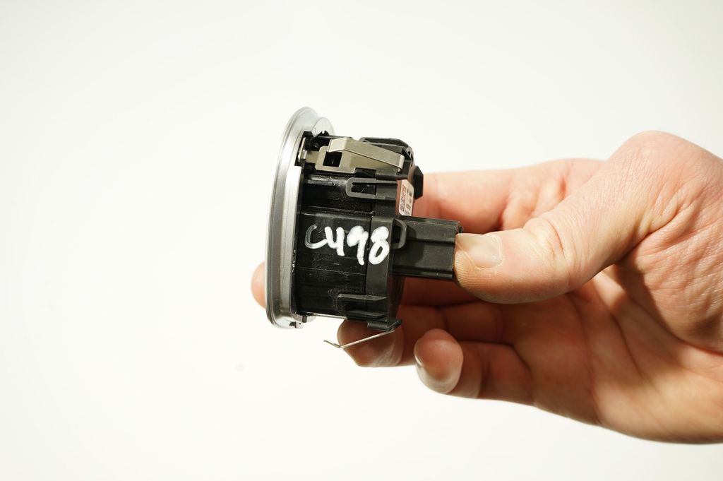 Engine start stop button switch (8)