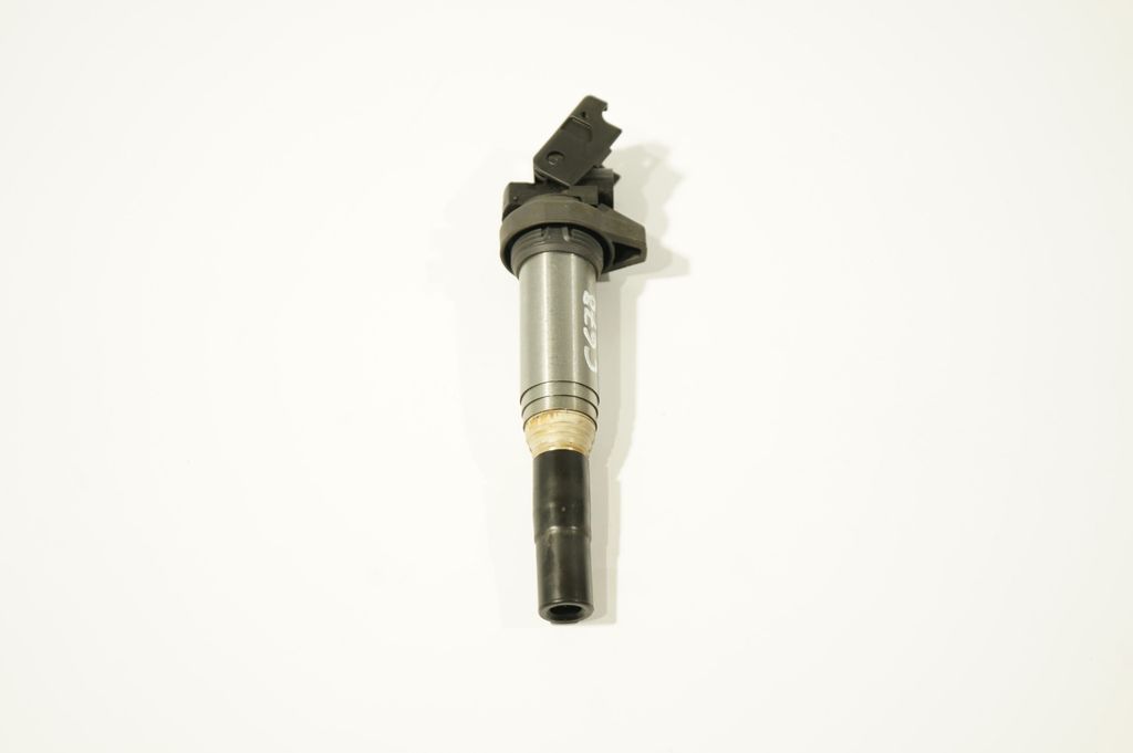 High voltage ignition coil