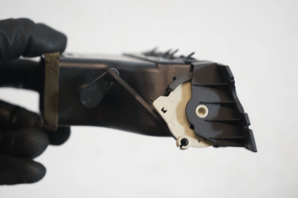 Dashboard side air vent grill/cover trim (7)