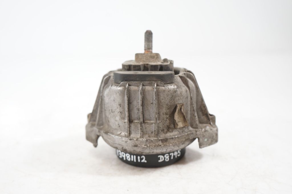 Engine mount bracket (5)