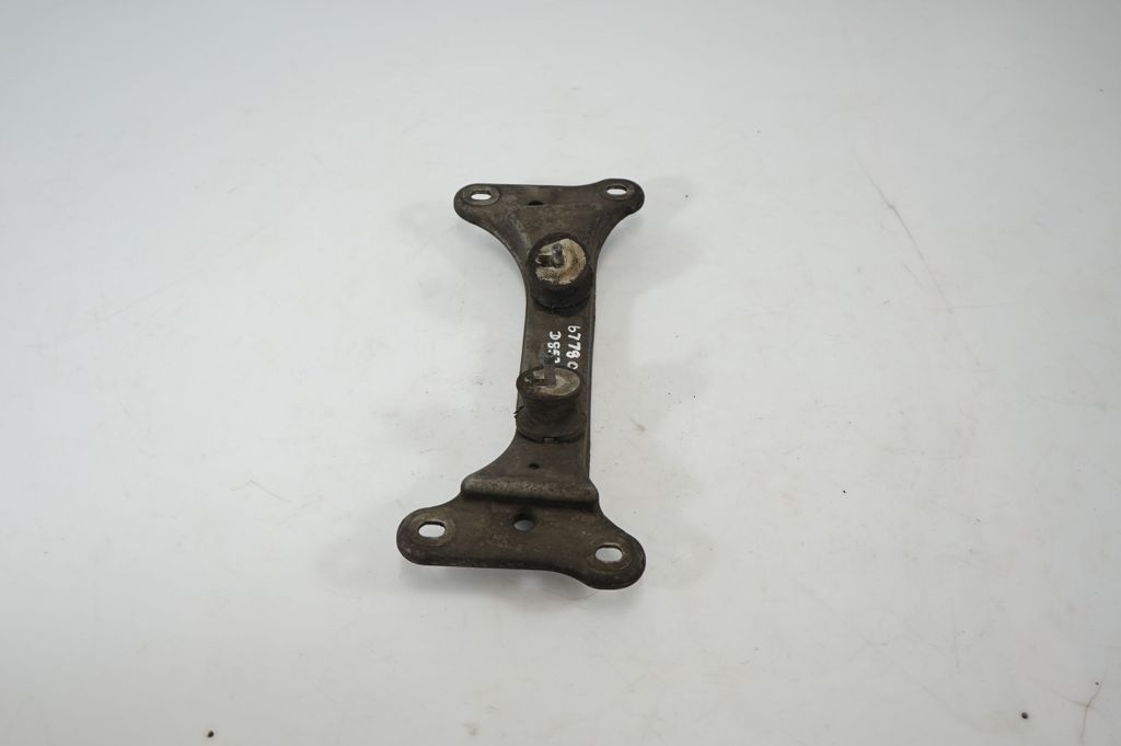 Gearbox mounting bracket (2)