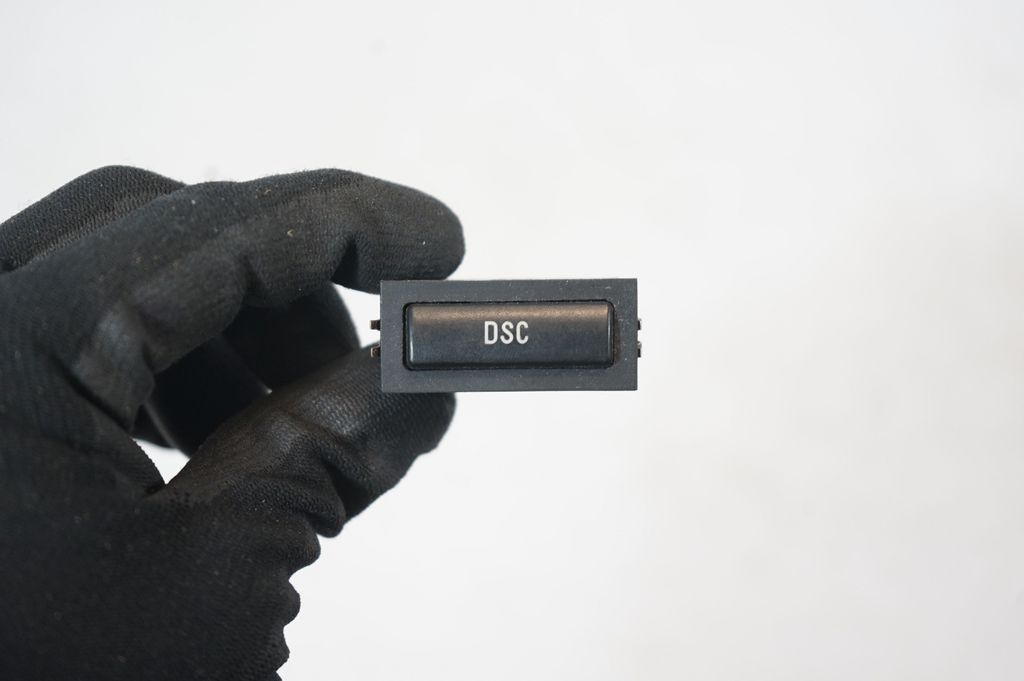 Traction control (ASR) switch (6)