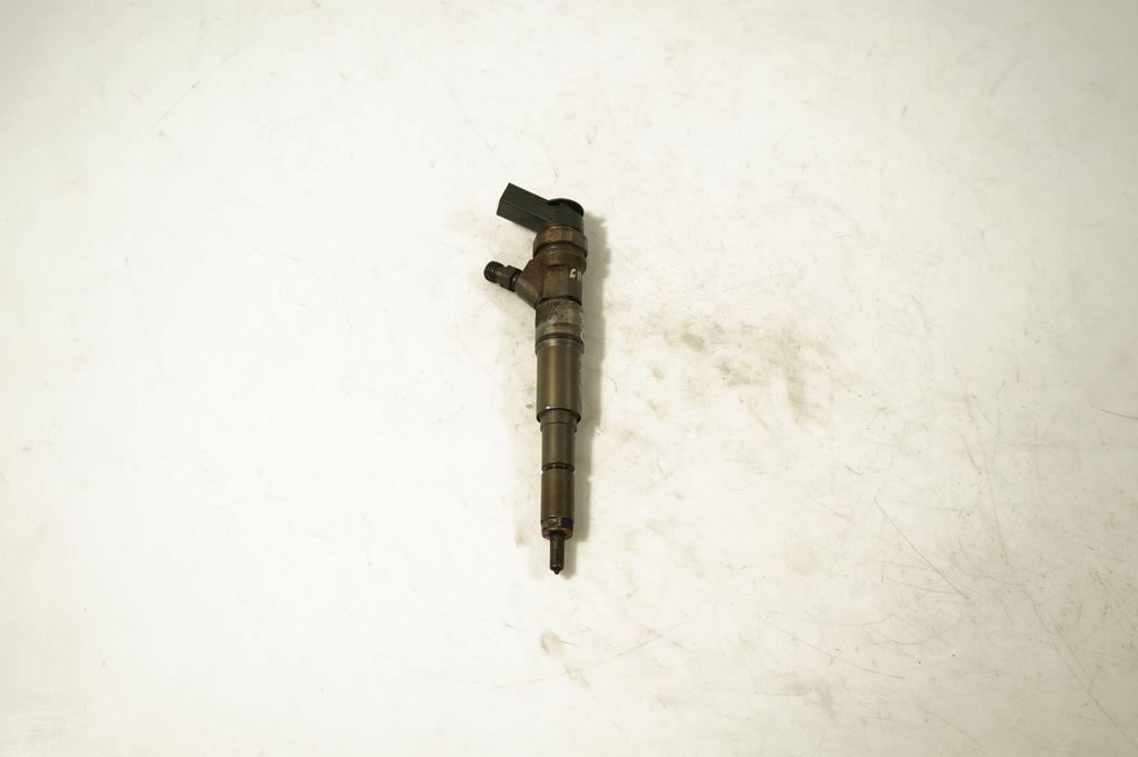 Fuel injector