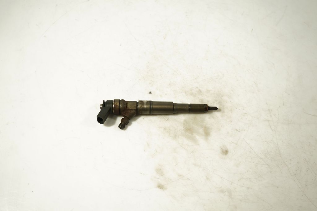 Fuel injector (2)