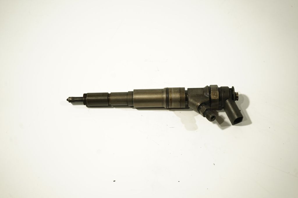 Fuel injector (4)