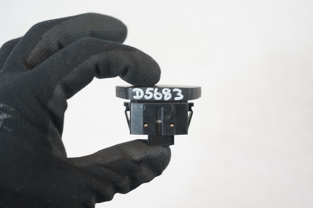 Other switches/knobs/shifts (8)