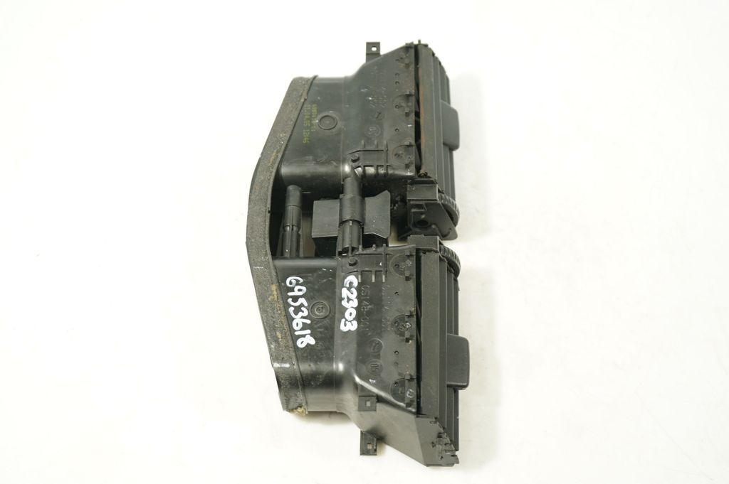 Dash center air vent grill (4)